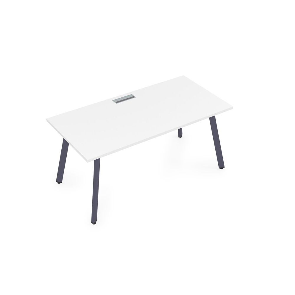 Стол рабочий, прямолинейный