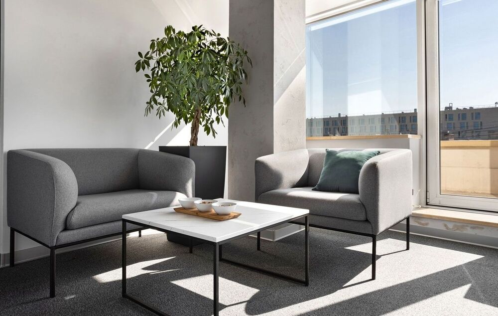 Офисная мягкая мебель Liro