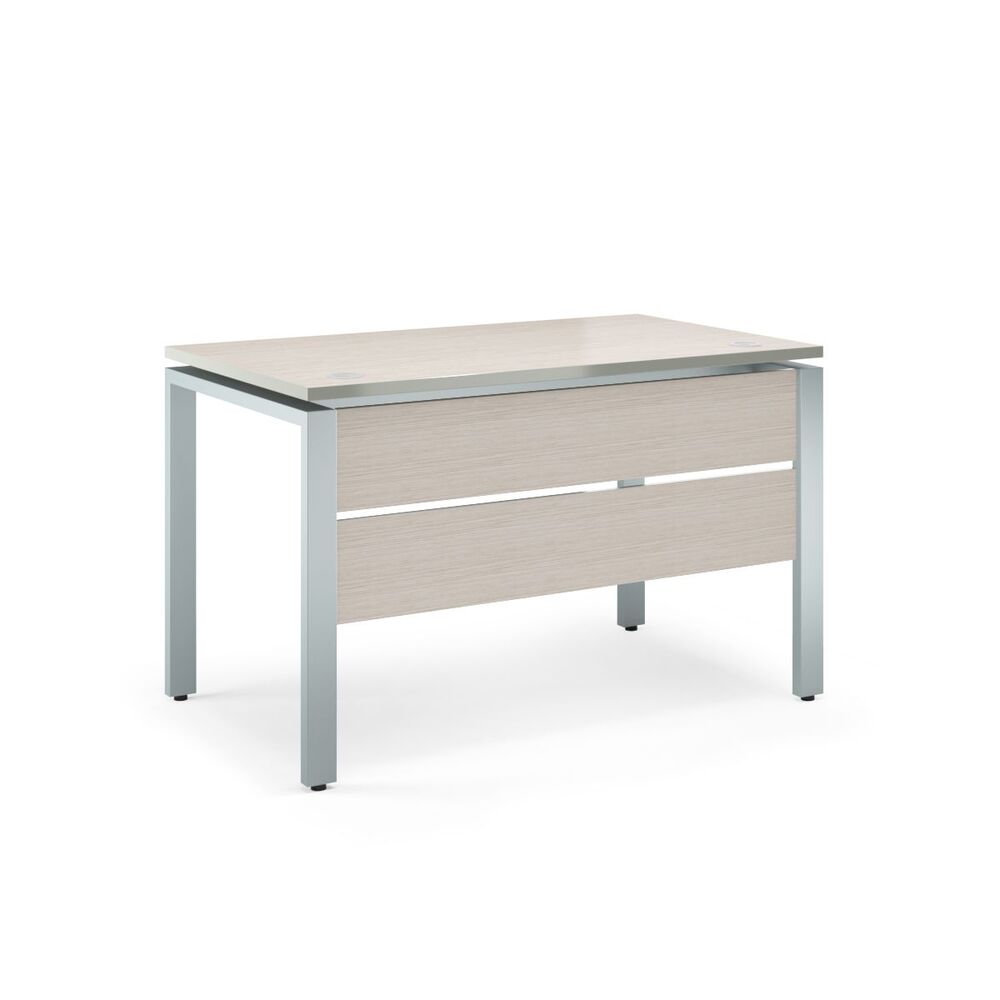 Стол прямой с царгой