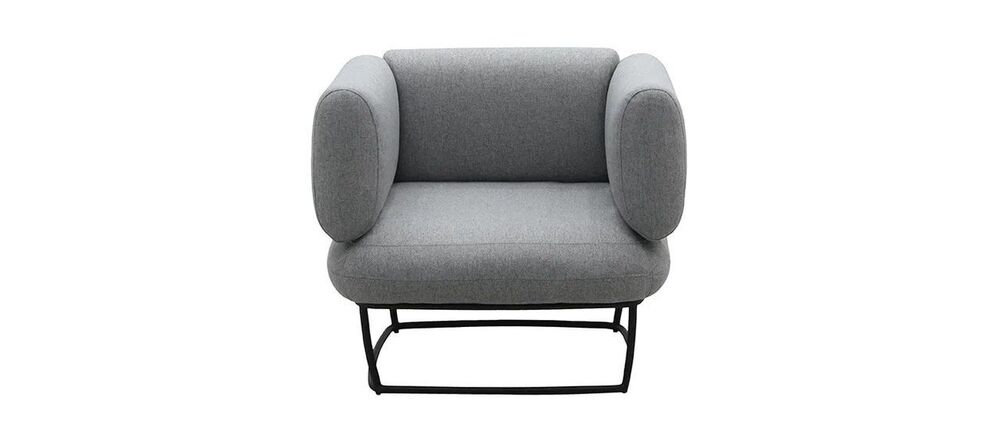 Кресло с подлокотниками