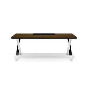 Cтол на металлическом каркасе