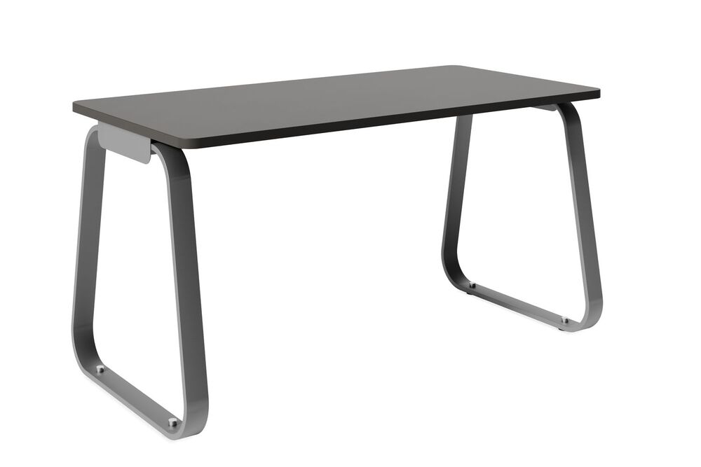 Стол прямой 1400х700 (углы прямые)