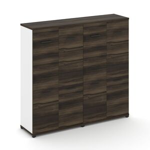 Шкаф две широкие секции, 4 ниши