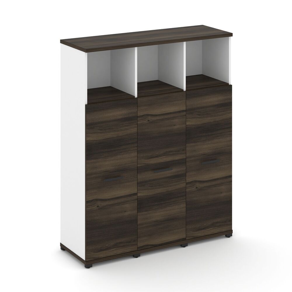 Шкаф три узкие секции, 4 ниши