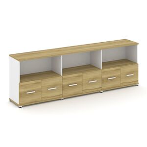 Шкаф три широкие секции, 2 ниши