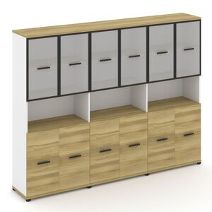 Шкаф три широкие секции, 5 ниш