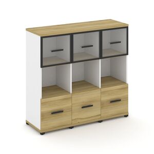 Шкаф три узкие секции, 3 ниши