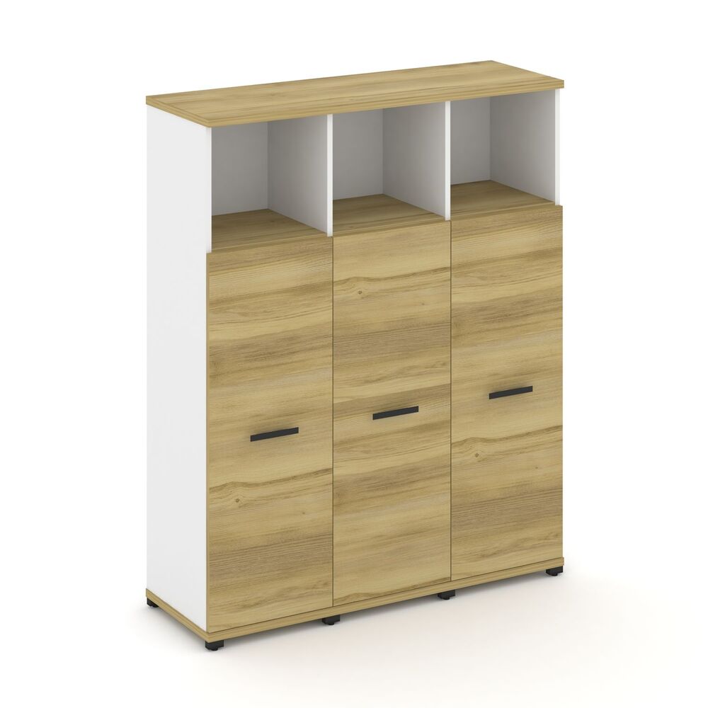 Шкаф три узкие секции, 4 ниши