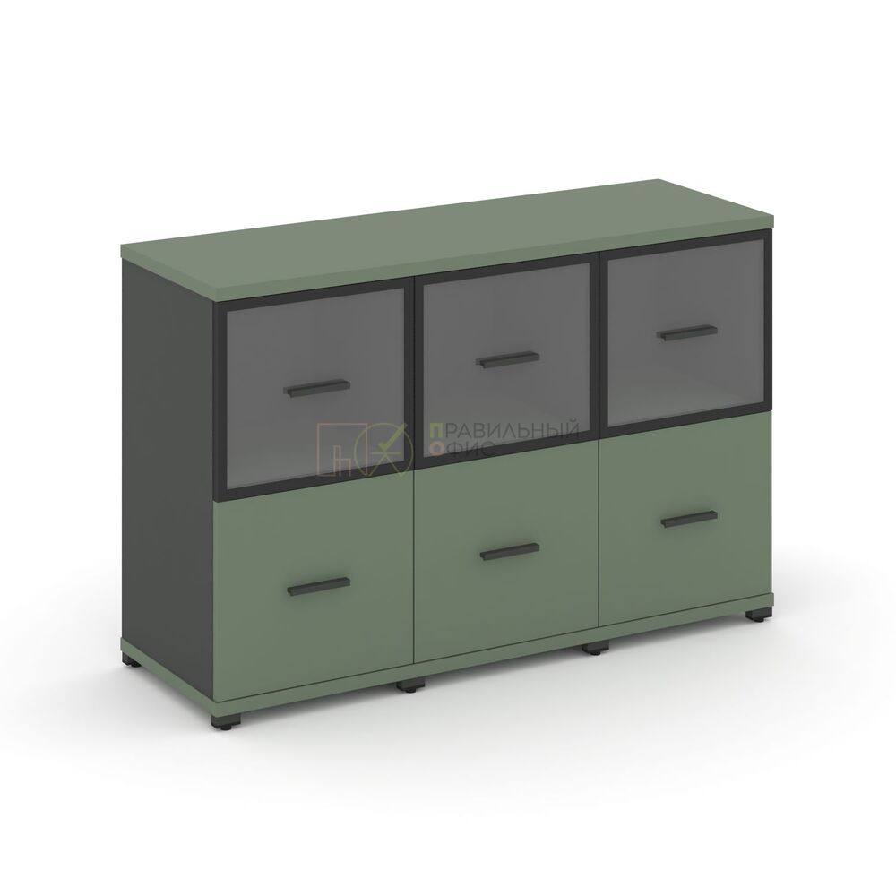 Шкаф три узкие секции, 2 ниши