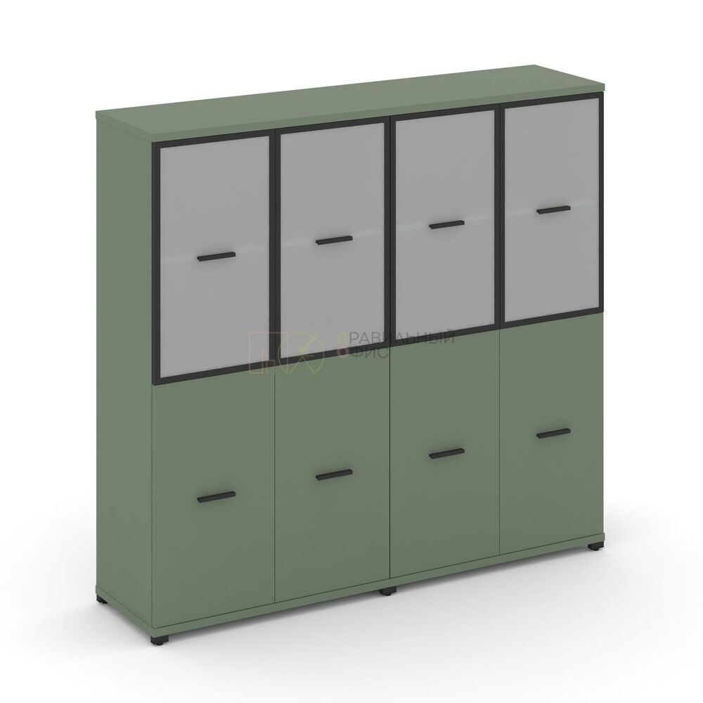 Шкаф две широкие секции, 4 ниши