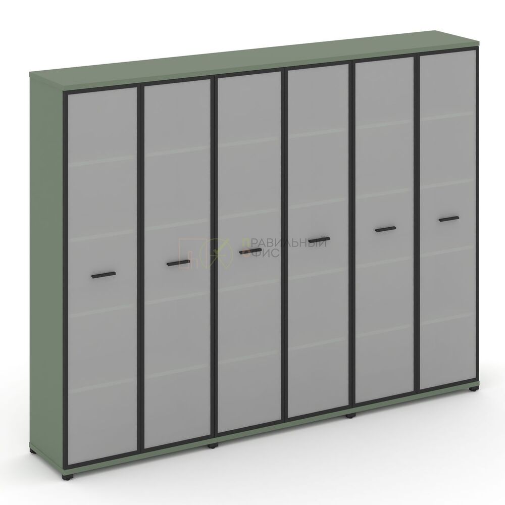 Шкаф три широкие секции, 5 ниш