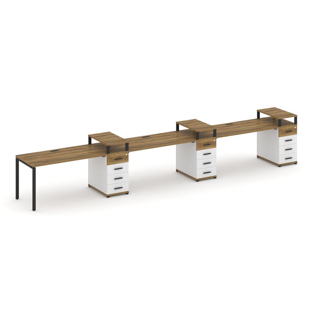 Рабочая станция на 3 места с тремя опорными тумбами