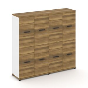 Шкаф две широкие секции, 4 ниши