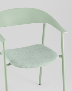 Стул пластик с подушкой