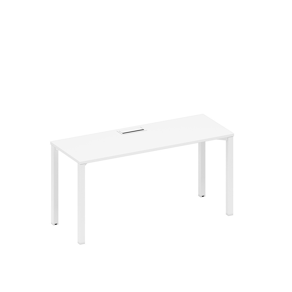 Стол письменный на металлокаркасе, столешница с заглушкой